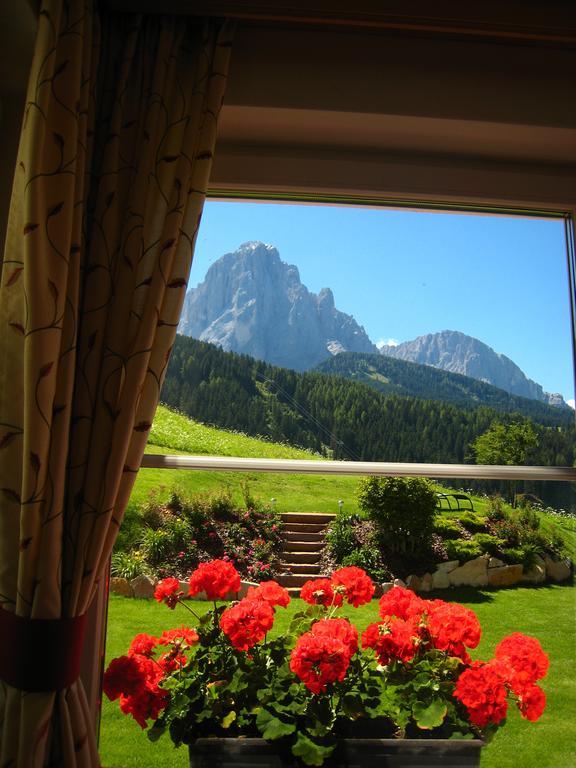 Apartments Antines Selva di Val Gardena Luaran gambar