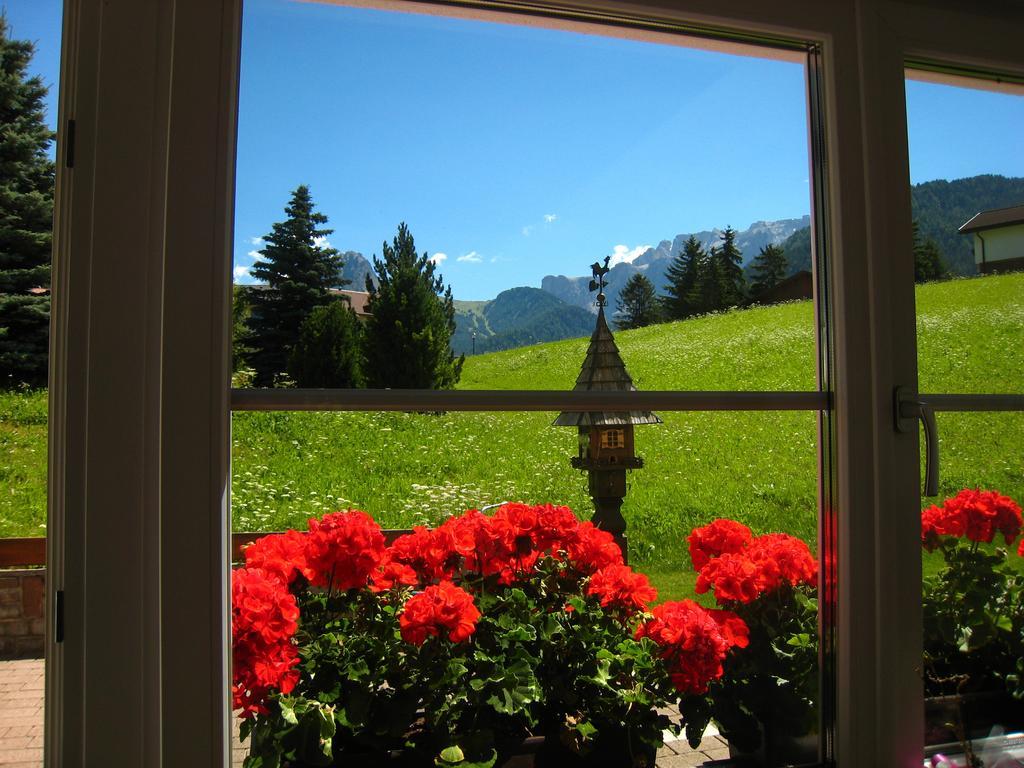Apartments Antines Selva di Val Gardena Luaran gambar