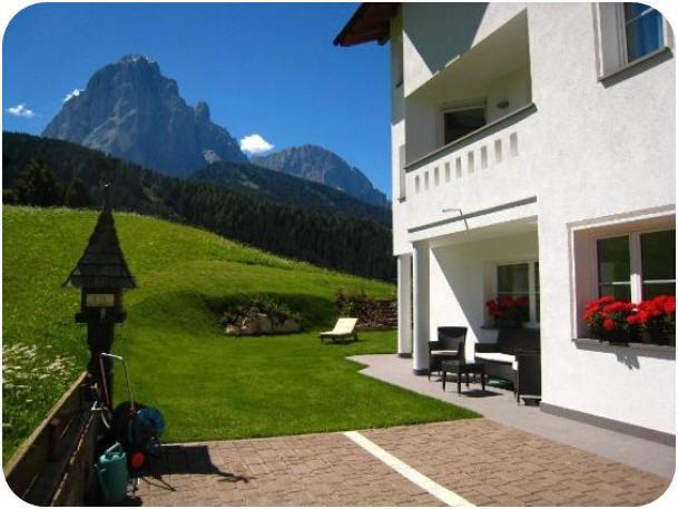 Apartments Antines Selva di Val Gardena Luaran gambar