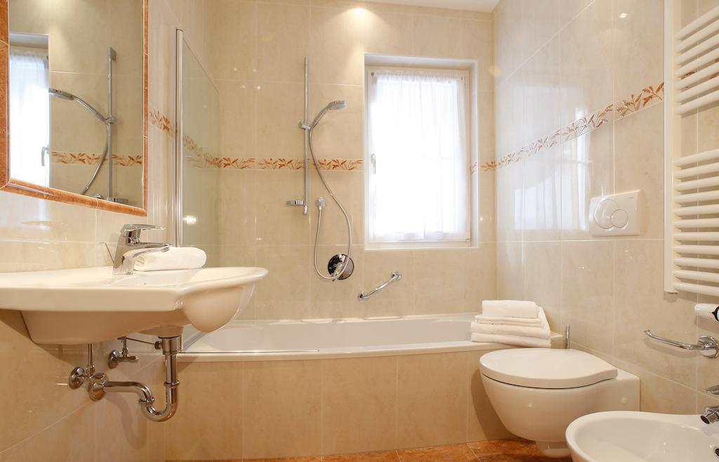 Apartments Antines Selva di Val Gardena Bilik gambar
