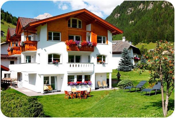Apartments Antines Selva di Val Gardena Luaran gambar