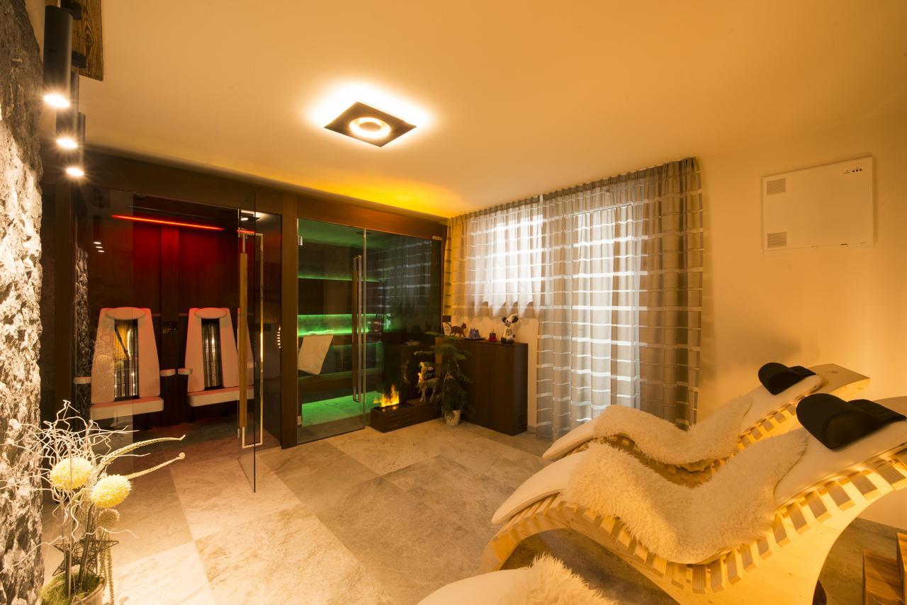 Apartments Antines Selva di Val Gardena Luaran gambar