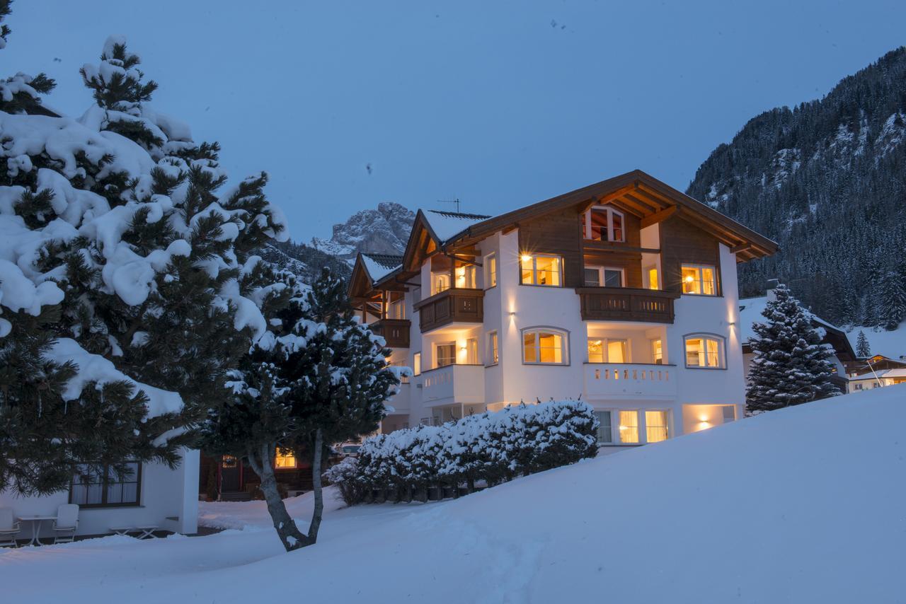 Apartments Antines Selva di Val Gardena Luaran gambar